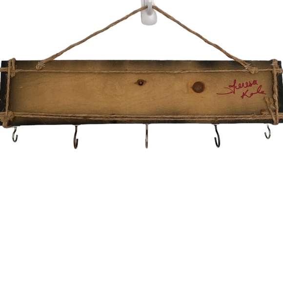 Teresa Kale Wooden Enamel Metal Time Compass Bow Wall Hanging Organizer Decor - Picture 7 of 8